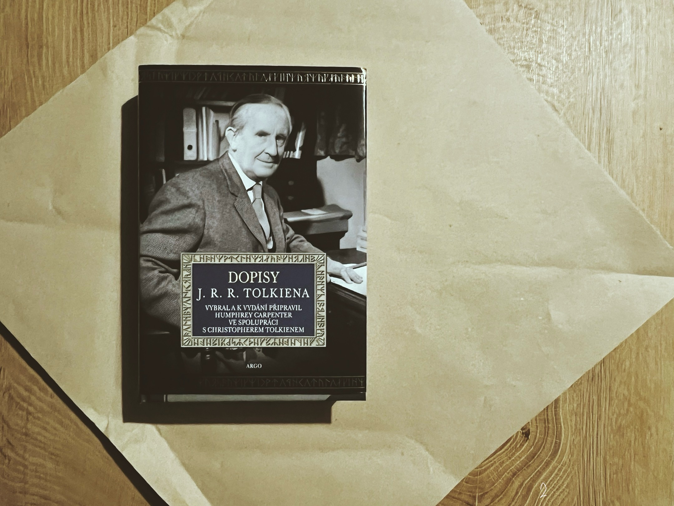 Obálka ze čtvercového papíru – krok 2